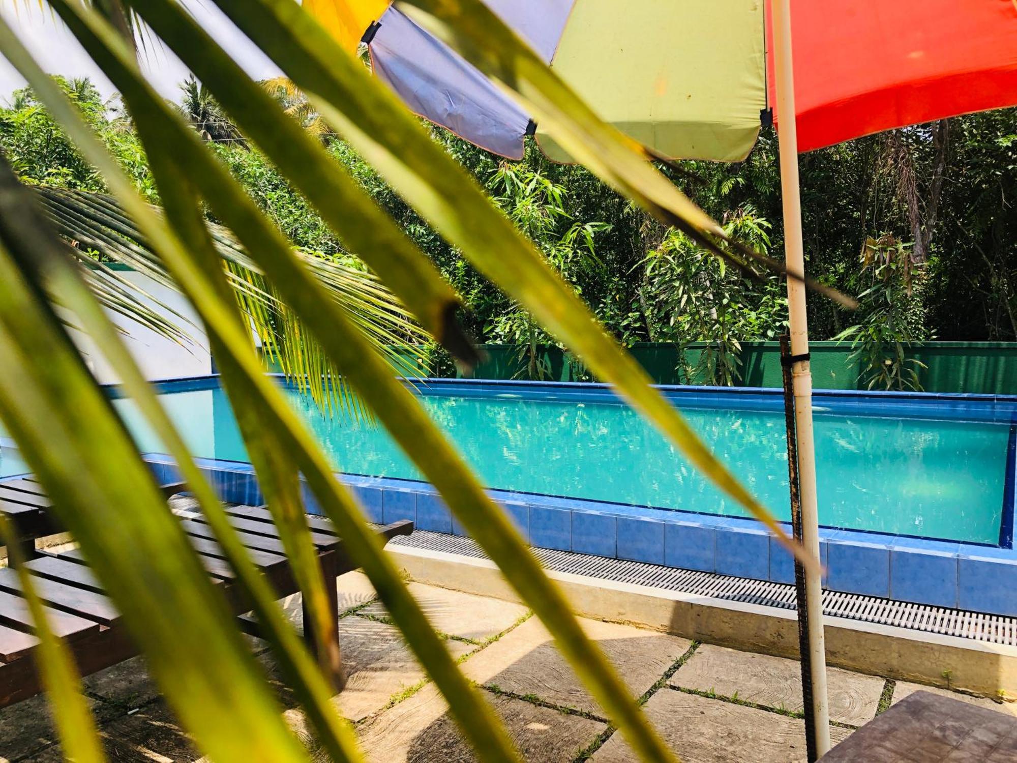 Jungle Restaurant And Villa 우나와투나 외부 사진
